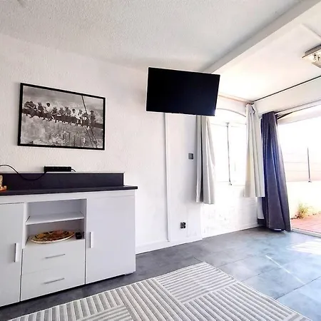 Appartement Cap Sud: Terrasse; Clim; Centre Port Du Cap D'agde *