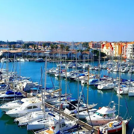 Apartment Cap Sud: Terrasse; Clim; Centre Port Du Cap D'agde